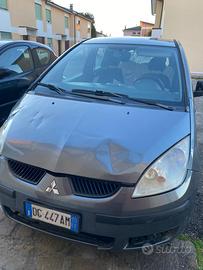 Mitsubishi  colt Anno 2007
