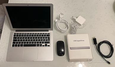 MacBook Air 13" + Accessori