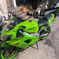Kawasaki Ninja ZX-9 - 2002