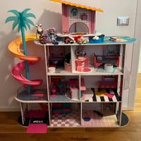 casa LOL Omg House Of Surprises