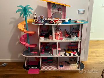 casa LOL Omg House Of Surprises