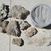 rocce più fondo acquario marino