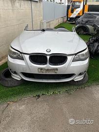 Ricambi disponibili bmw 530 2005 musata completa
