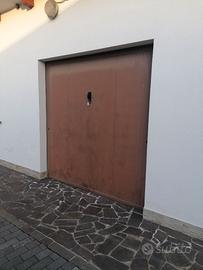 Porta basculante coinbentata