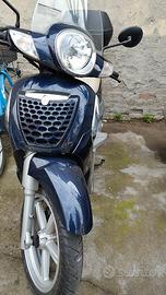 Aprilia Scarabeo 200 - 2010