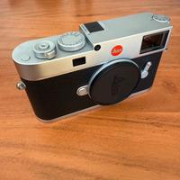 Leica M11