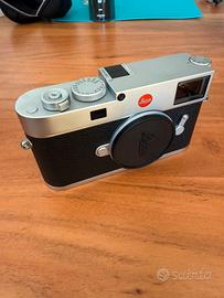 Leica M11