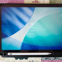 IPad Air 11” M2 128GB +Pencil + Cover come nuovo