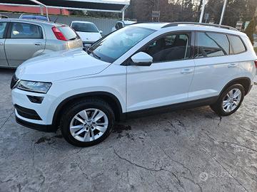 SKODA Karoq 2.0 TDI EVO SCR 4x4 DSG Executive