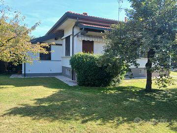 Villetta singola con giardino