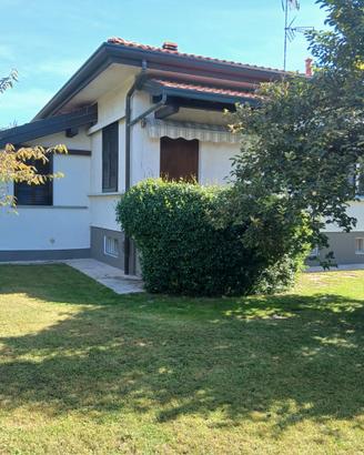 Villetta singola con giardino