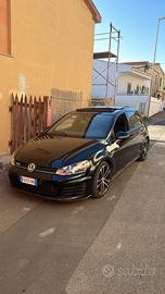 VOLKSWAGEN Golf GTD 2.0 TDI DSG 5p.