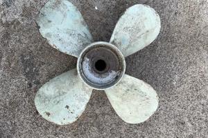 Elica barca 4 pale in alluminio – usata