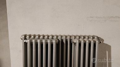  3 termosifoni acciaio tubolare colore grigio 