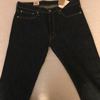 Levi's