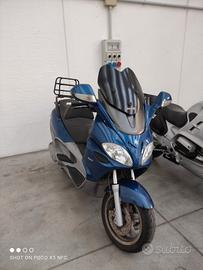 Piaggio X 9