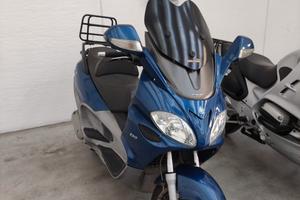 Piaggio X 9