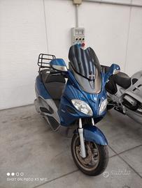 Piaggio X 9