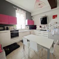 Cucina ad angolo laccata