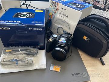 Olympus SP-590UZ 12 MP zoom 26x completa di scatol