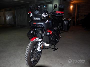 griglia per faro anteriore Harley Davidson Panamer