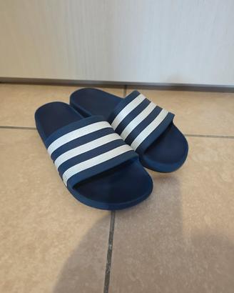 Ciabatte Adidas-taglia 40