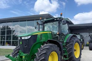 John Deere 7260R