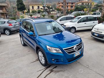 Volkswagen Tiguan 2.0 16V TDI DPF Sport & Style (1