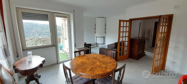 Appartamento arredato con 3 letto