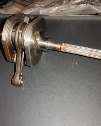 albero motore scooter piaggio 200 4t