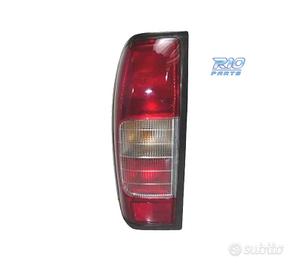 FANALINO POSTERIORE SINISTRO PER NISSAN NAVARA PIC