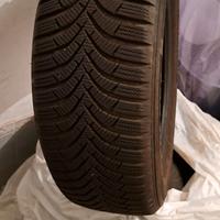 4 pneumatici invernali Hankook Snow 195/60 R15 88T