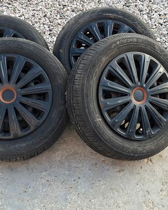 cerchi in ferro R15  con gomme 