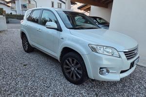 Toyota Rav4 crossover 2.2 d-4d