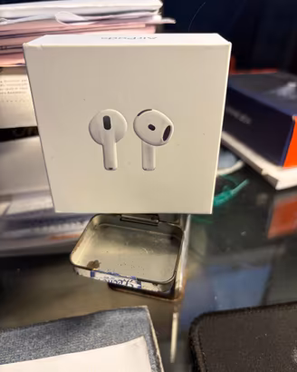 AIRPOD 4 APPLE