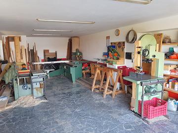 Macchine e attrezzature per falegnameria