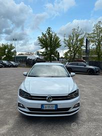 Volkswagen Polo 6 serie Bianca 2020