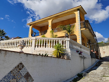 Appartamento panoramico in villetta bifamiliare