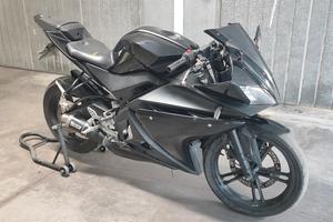 Yamaha yzf r 125