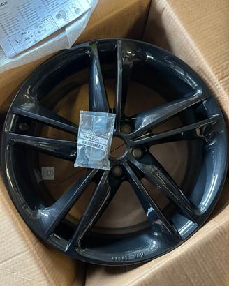 CERCHI IN LEGA 19" NISSAN NERO NUOVO ORIGINALE