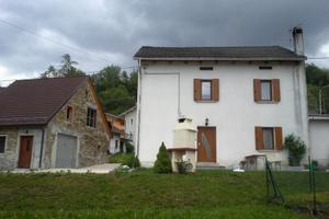 Casa singola con rustico e terreno esclusivo