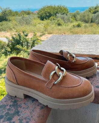 Mocassini di vera pelle