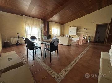 3 LOCALI A REGGIO DI CALABRIA