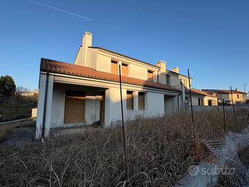 RUA DI FELETTO ampia porzione al grezzo C470