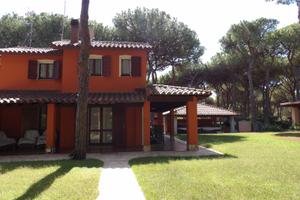Villa indipendente affianco al forte village