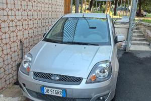 Ford Fiesta Mk5 1.2 Benzina-GPL 5p