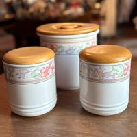 Barattoli in porcellana