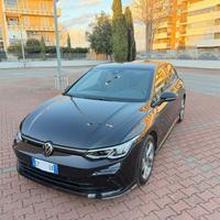 Volkswagen Golf 2.0 TDI DSG R-Line