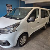 Renault trafic passenger 1.6 dci 9 posti iva espos