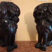 Antica Coppia di Leoni Legno Scolpito Noce 800